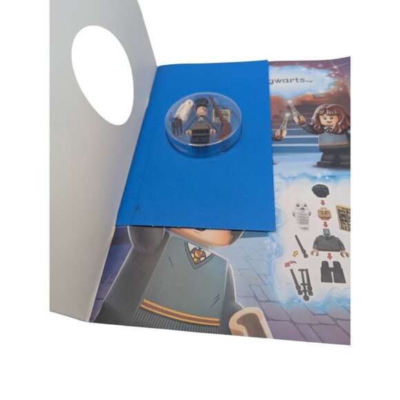 Back to Hogwarts LEGO Harry Potter Activity Book with Minifigure - Picture 3 of 9